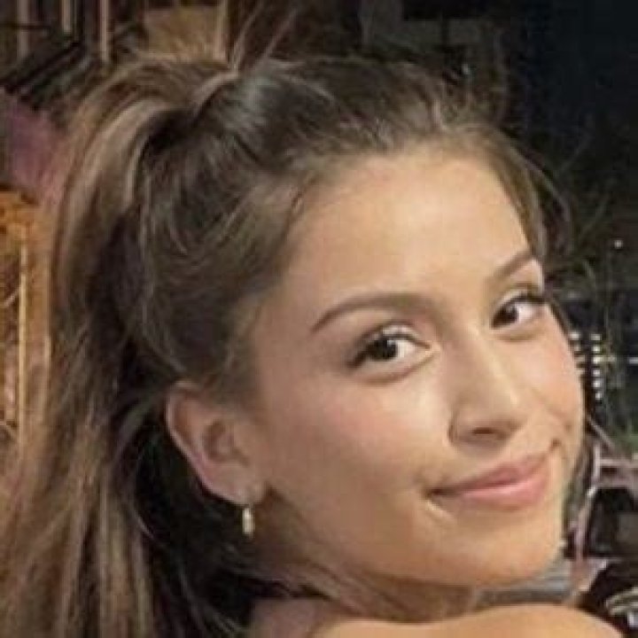 Alexis Jacobo - Age, Family, Bio