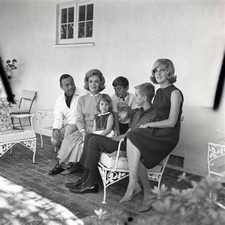 Donna Reed - Trivia, Family, Bio