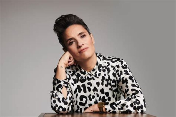 Jen Brister - Age, Family, Bio