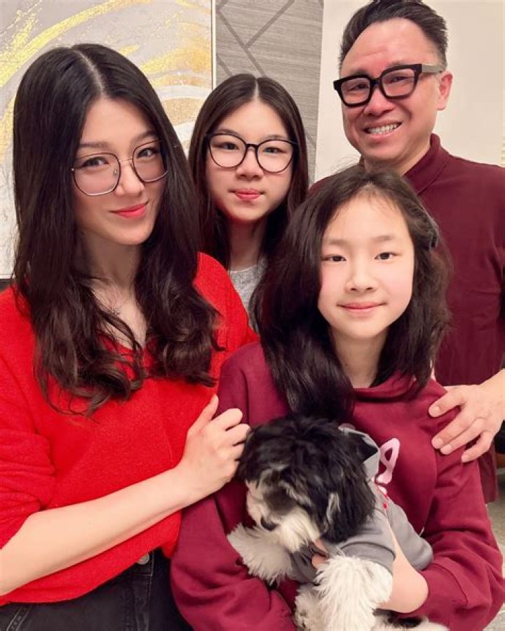 Linda Yu Qian - Age, Family, Bio