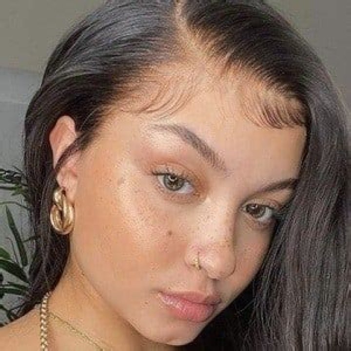 Maya Prosser - Age, Family, Bio
