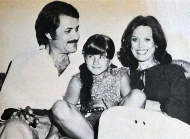 Nancy Dow - Trivia, Family, Bio